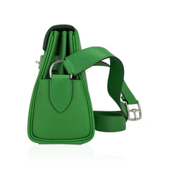 Kelly Messenger 25 Bag Vert Yucca Evercolor Leather with Palladium Hardware