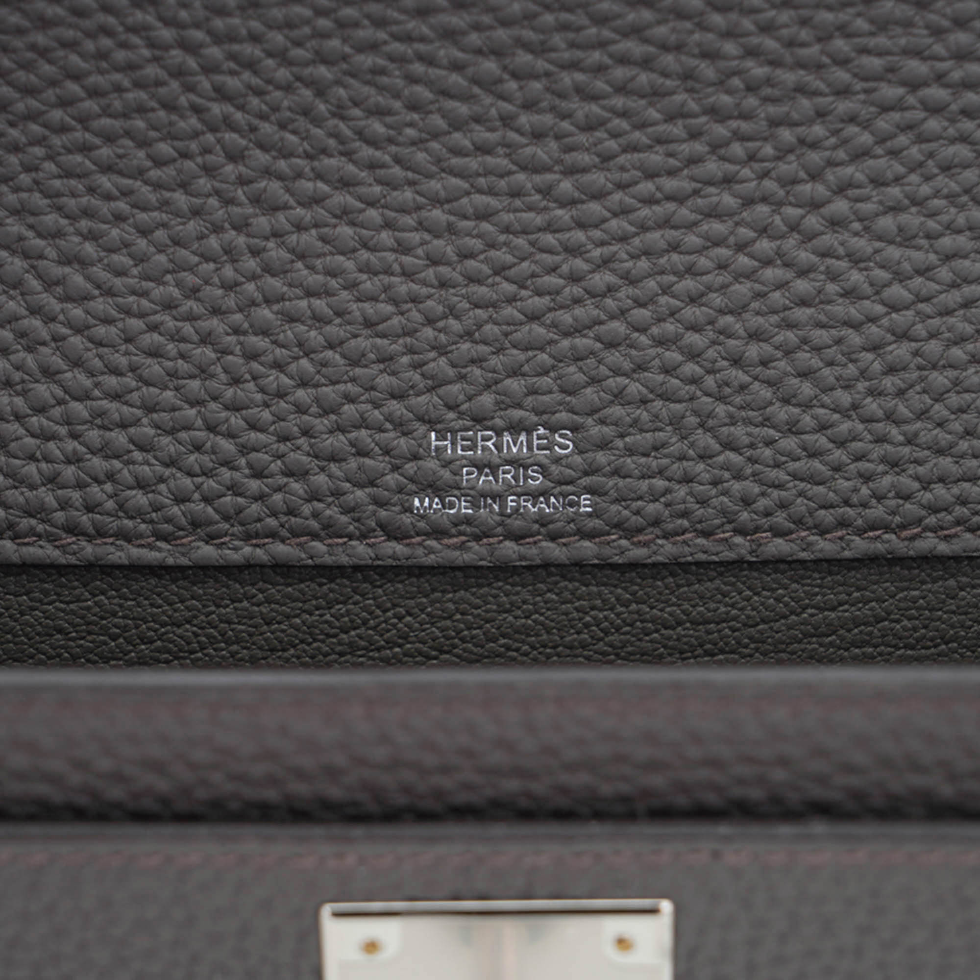 Kelly Depeches 25 Pouch Bag Etain Togo Leather with Palladium Hardware