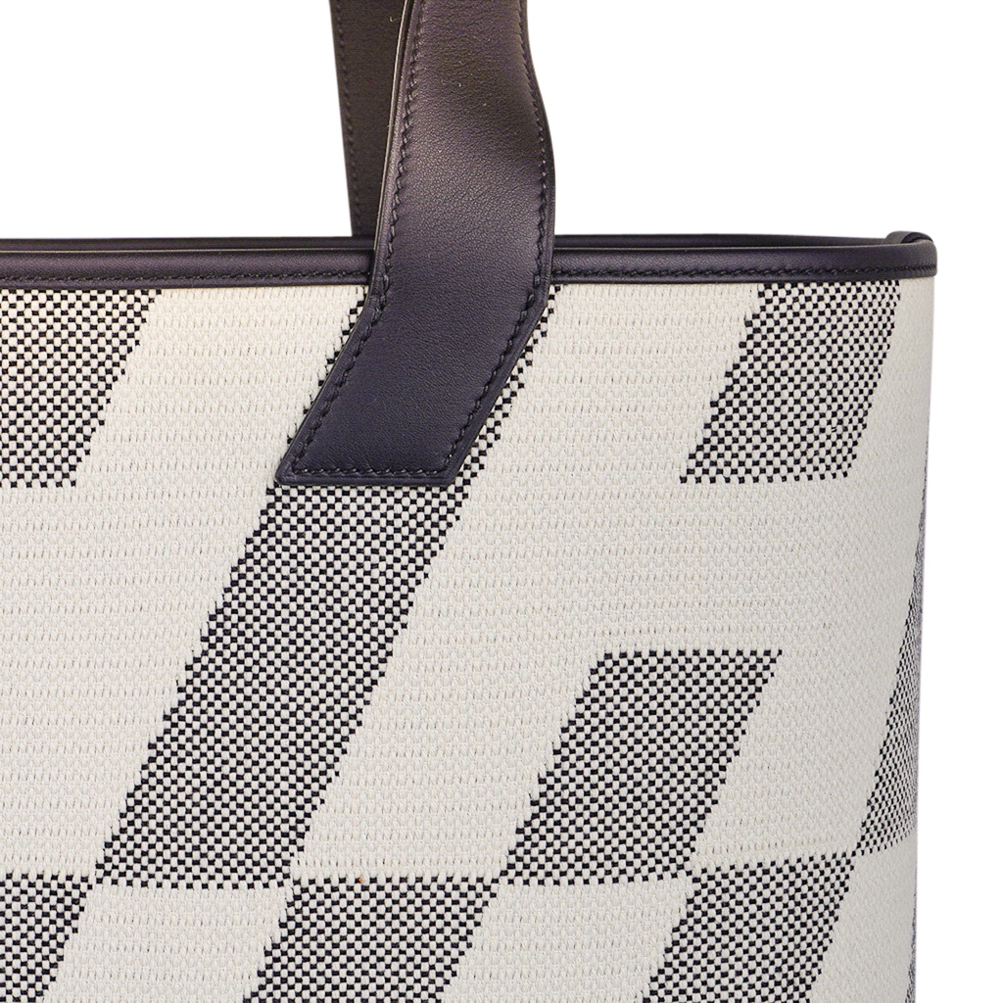 Cabas H En Biais Black / Ecru Canvas / Swift 40 Tote Bag