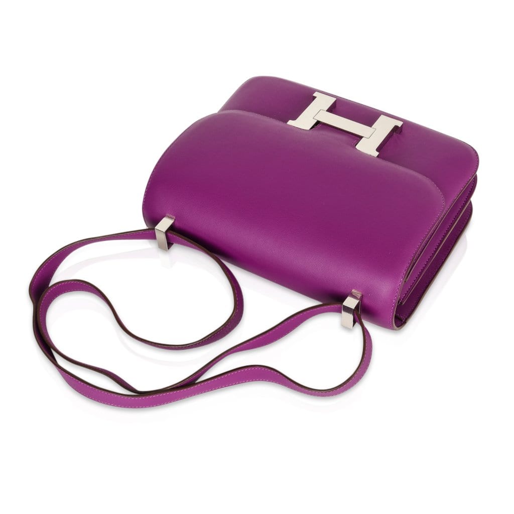 Constance 24 Bag Anemone Swift Leather with Palladium Hardware