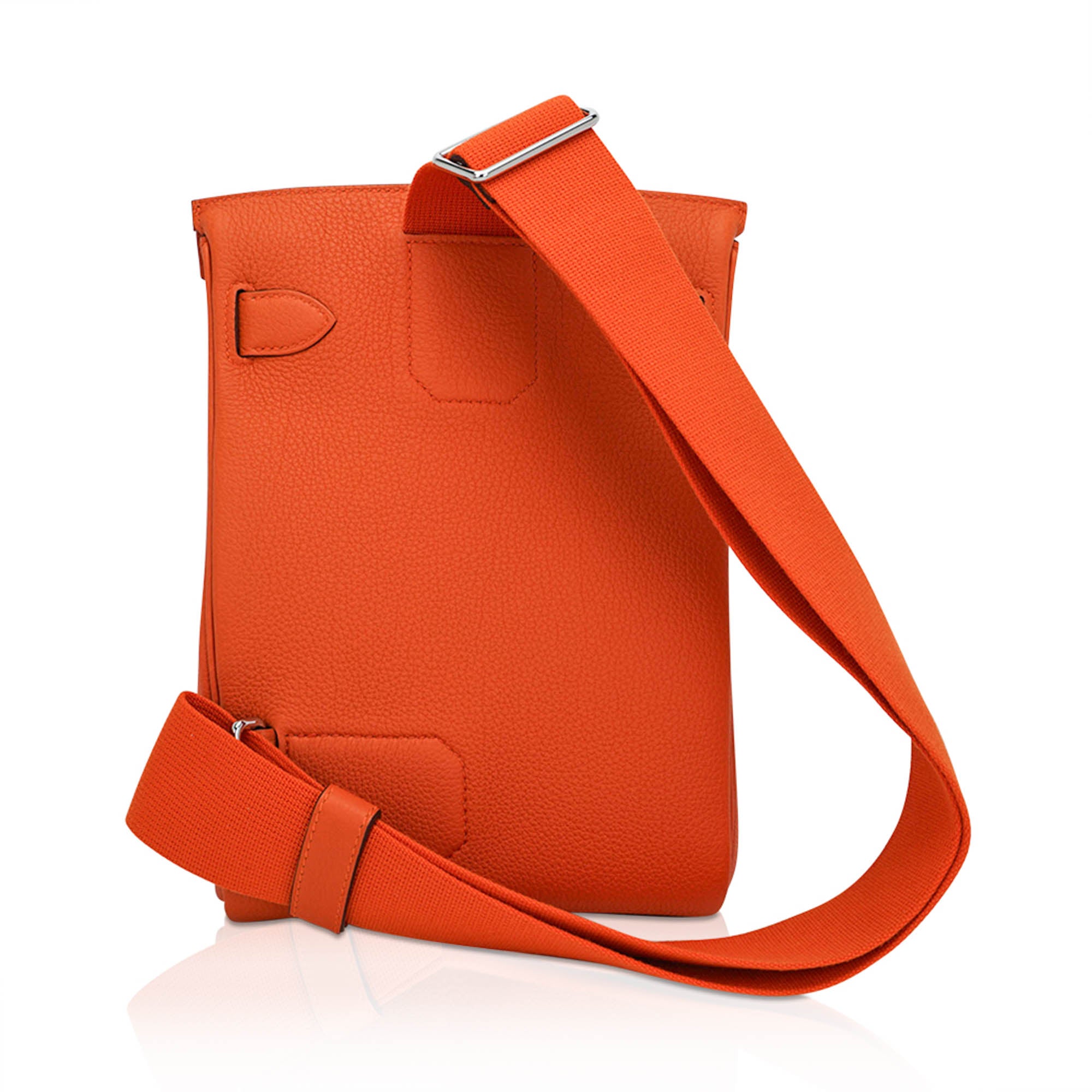 Hac a Dos PM Backpack Feu Togo Leather with Palladium Hardware