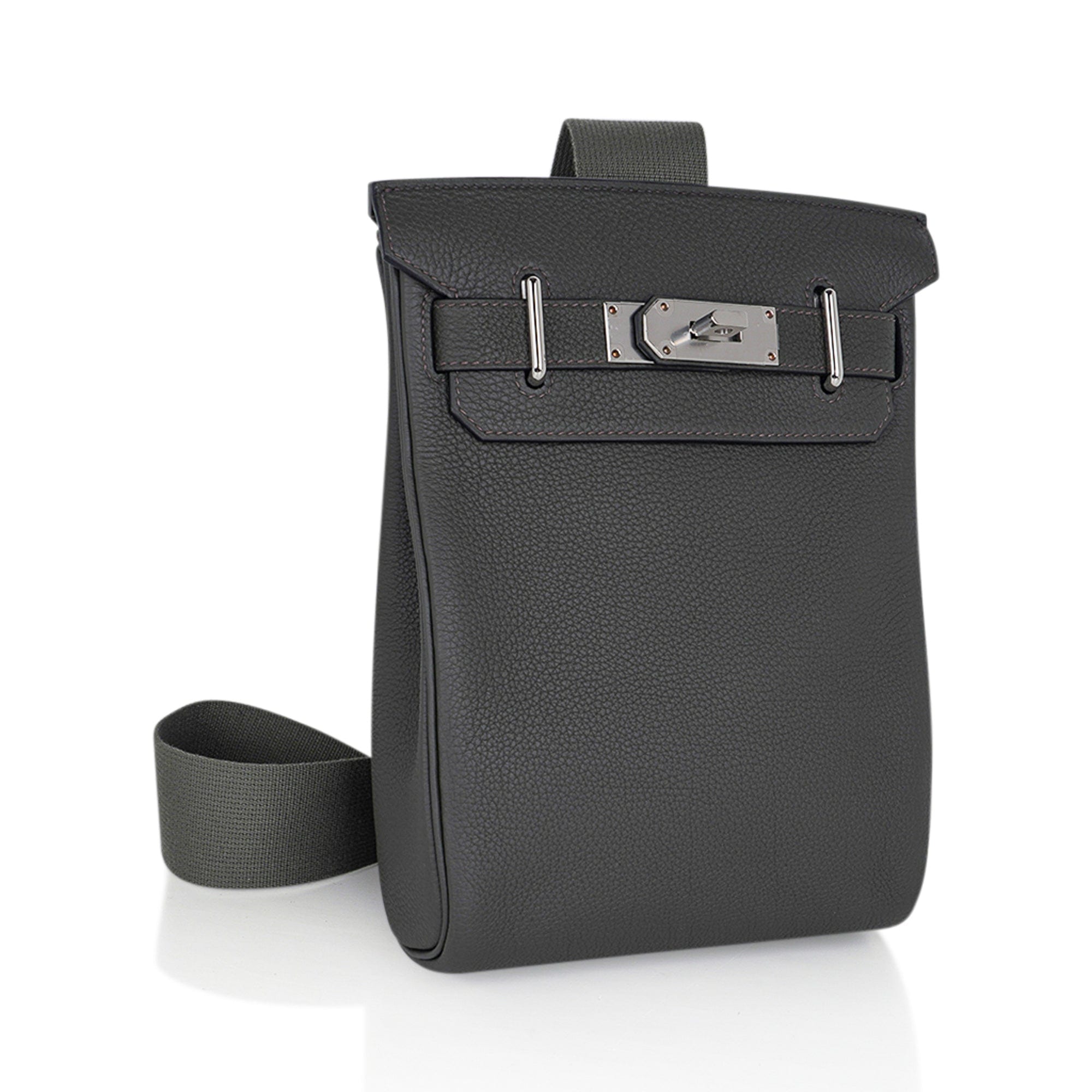 Hac a Dos PM Backpack Vert de Gris Togo Leather with Palladium Hardware