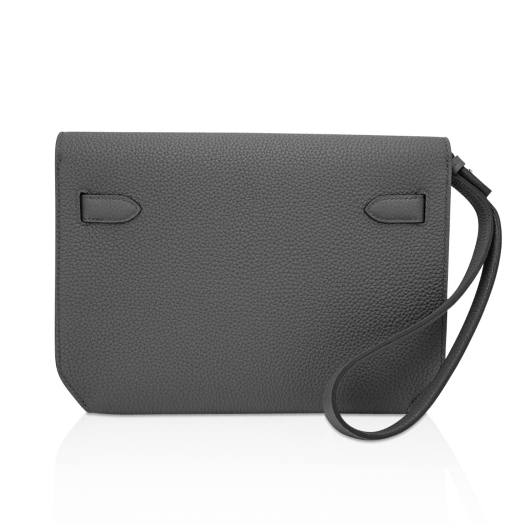 Kelly Depeches 25 Pouch Bag Etain Togo Leather with Palladium Hardware