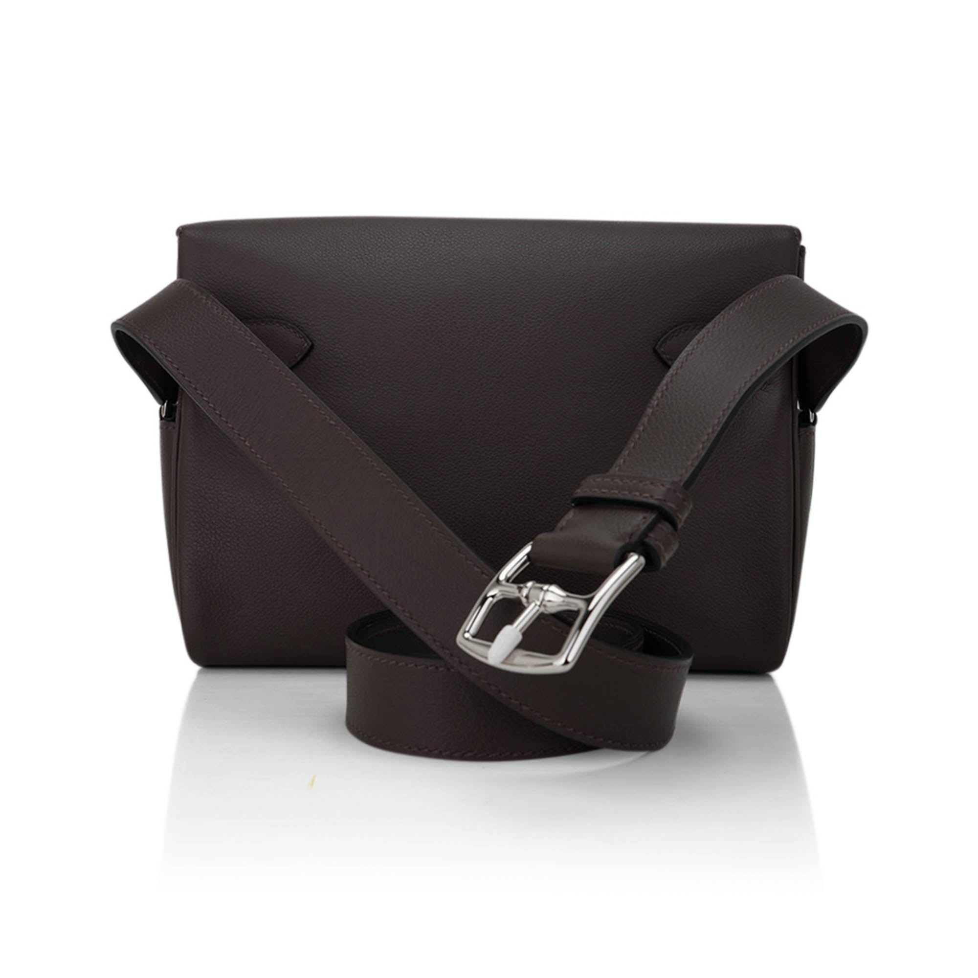 Kelly Messenger 25 Bag Ecorce Evercolor Leather with Palladium Hardware