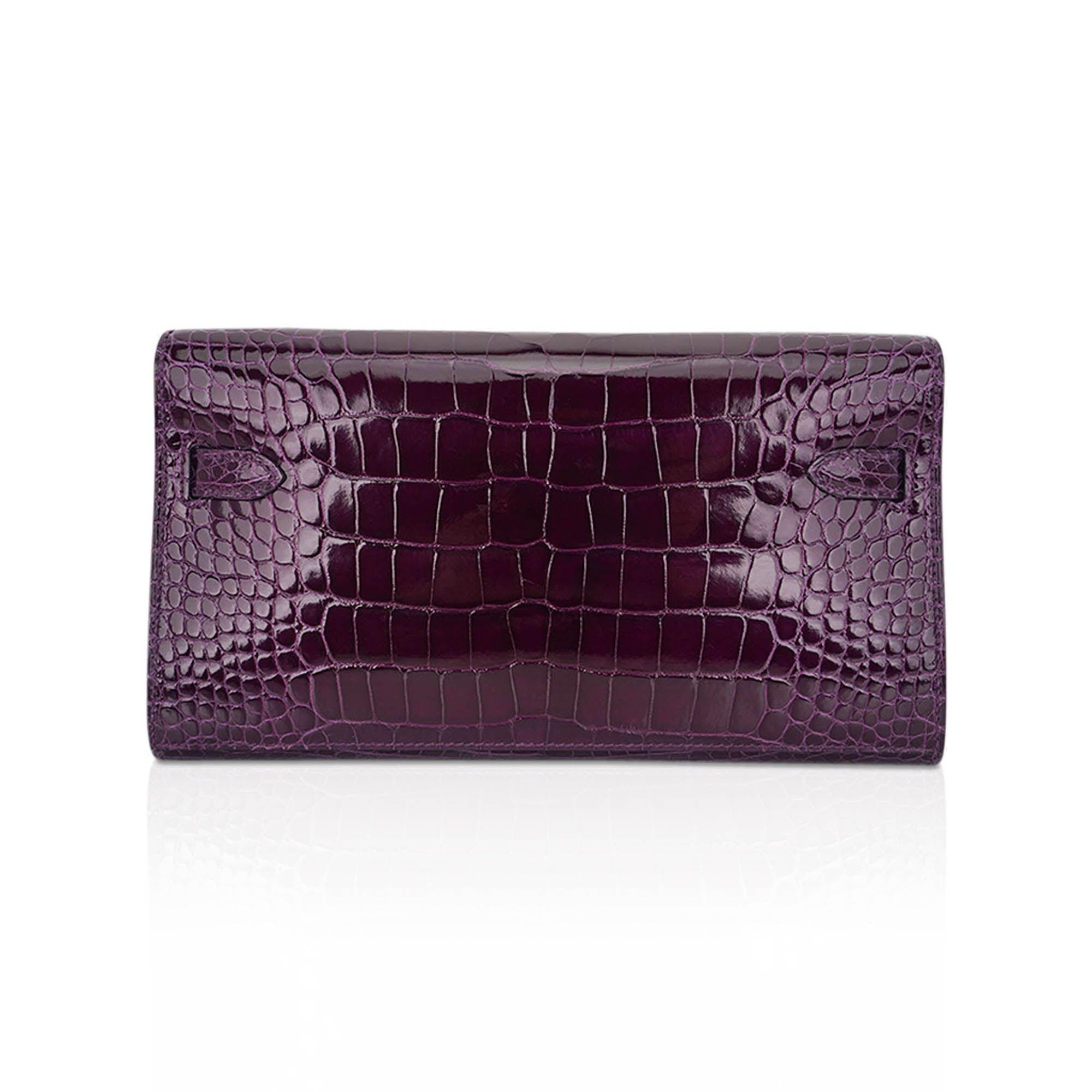 Kelly Classique To Go Wallet Cassis Alligator with Gold Hardware