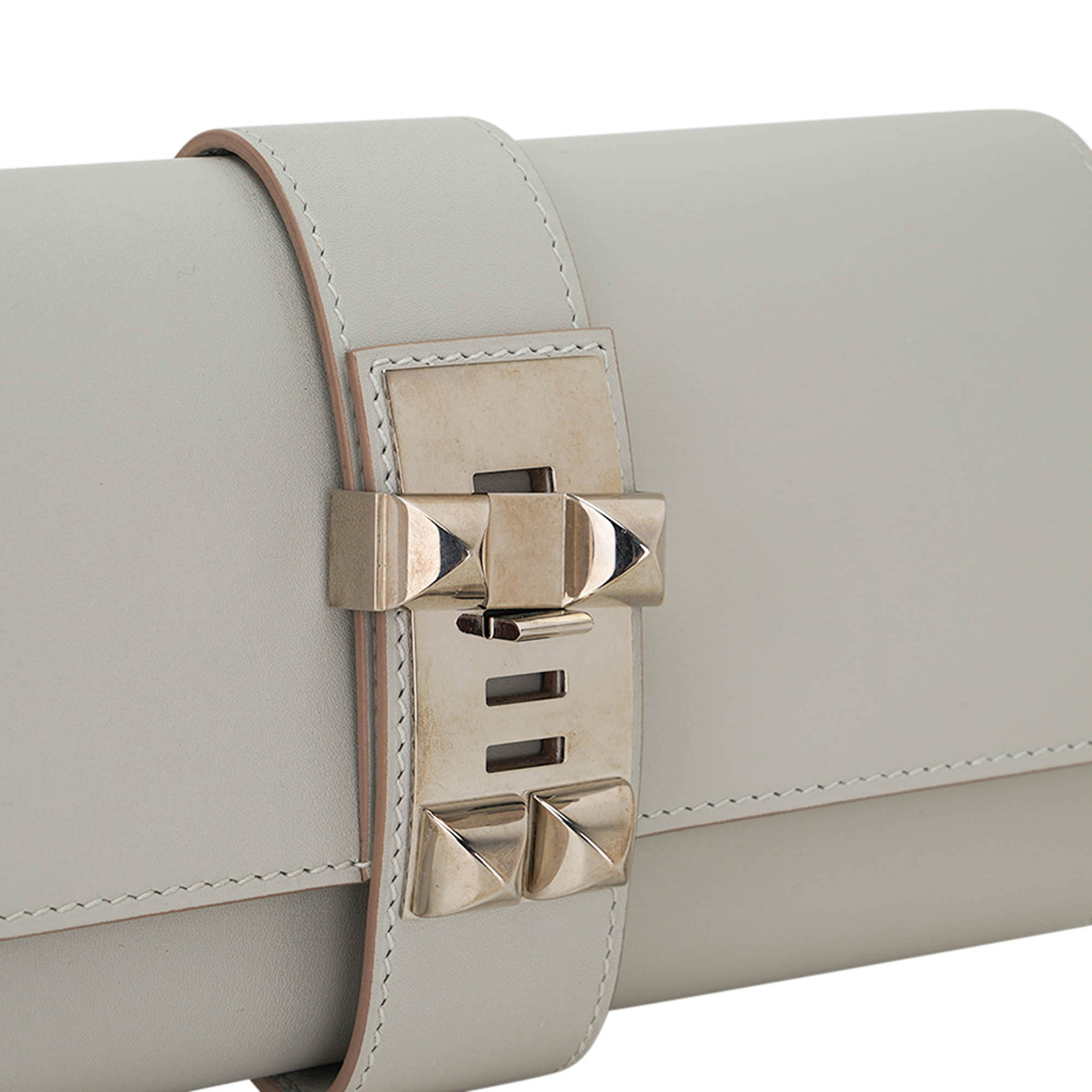 Medor 23 Clutch Bag Gris PerleTadelakt Leather with Palladium Hardware