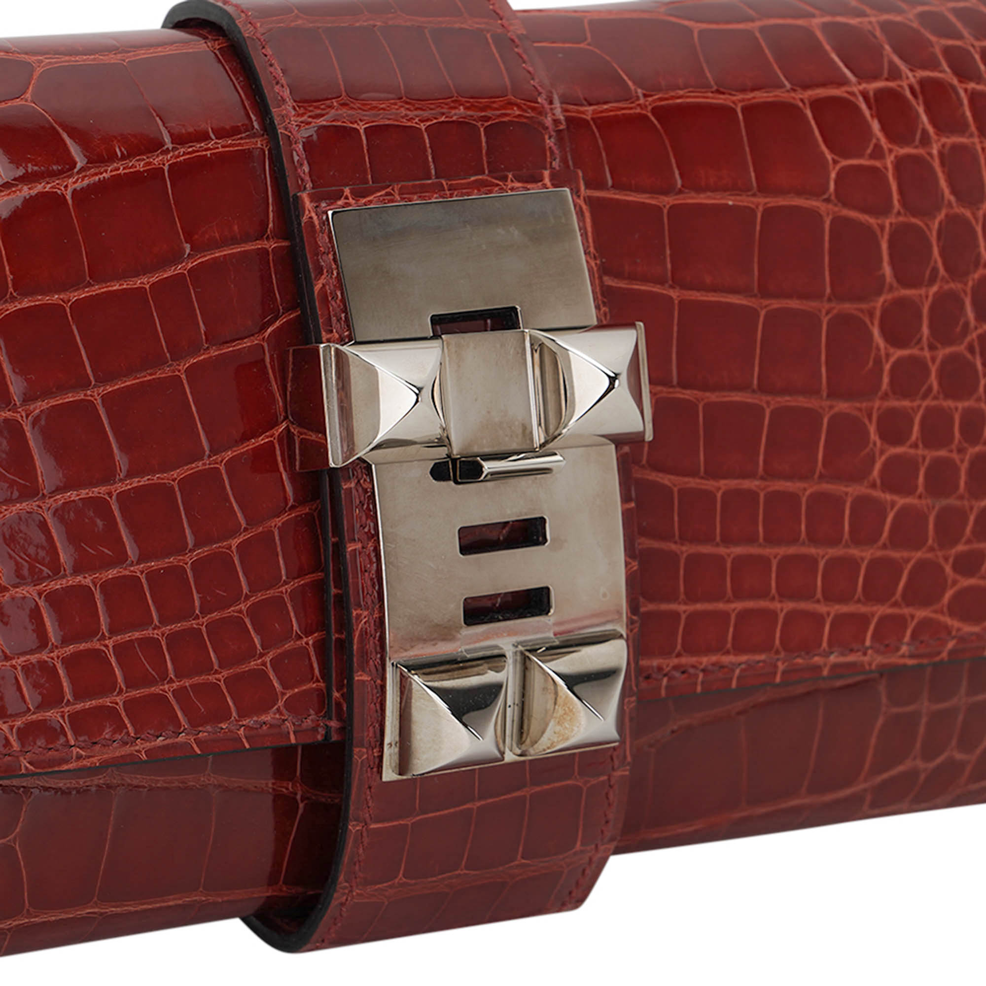 Medor 23 Clutch Bag Rouge H Alligator with Palladium Hardware