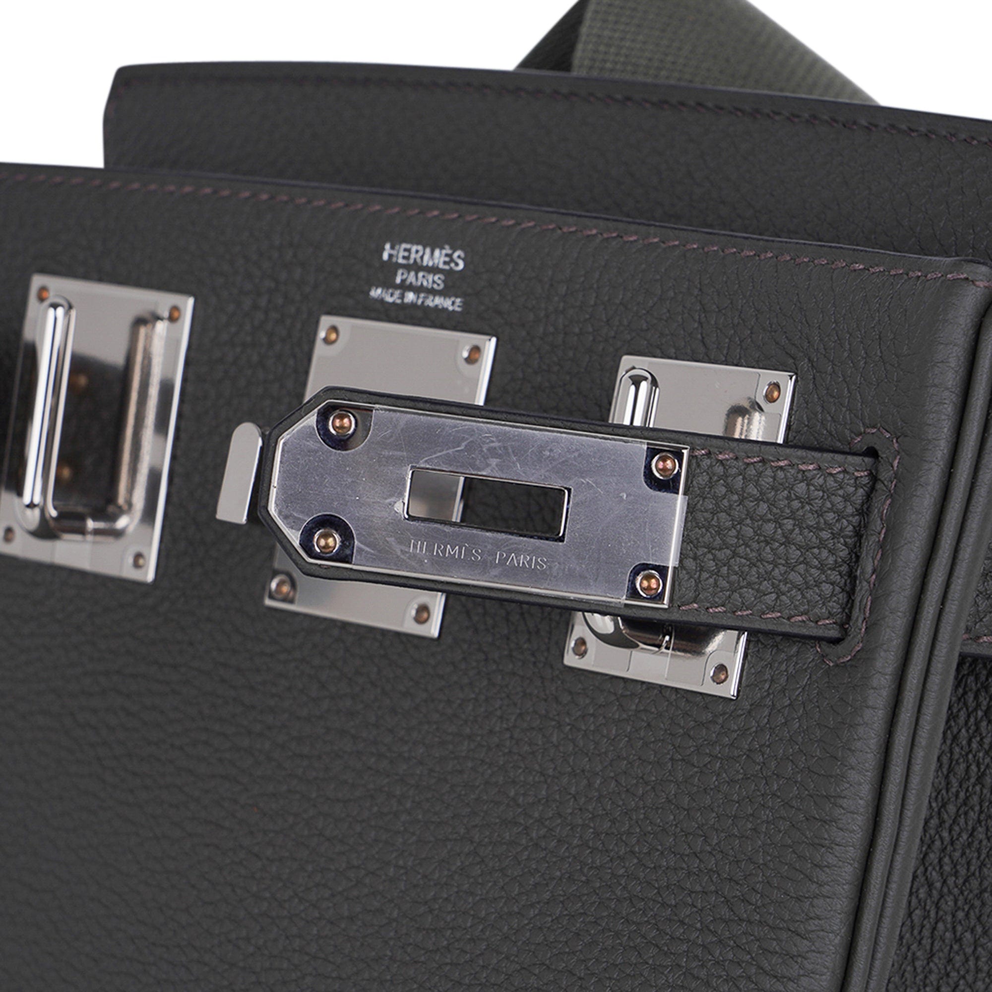 Hac a Dos PM Backpack Vert de Gris Togo Leather with Palladium Hardware