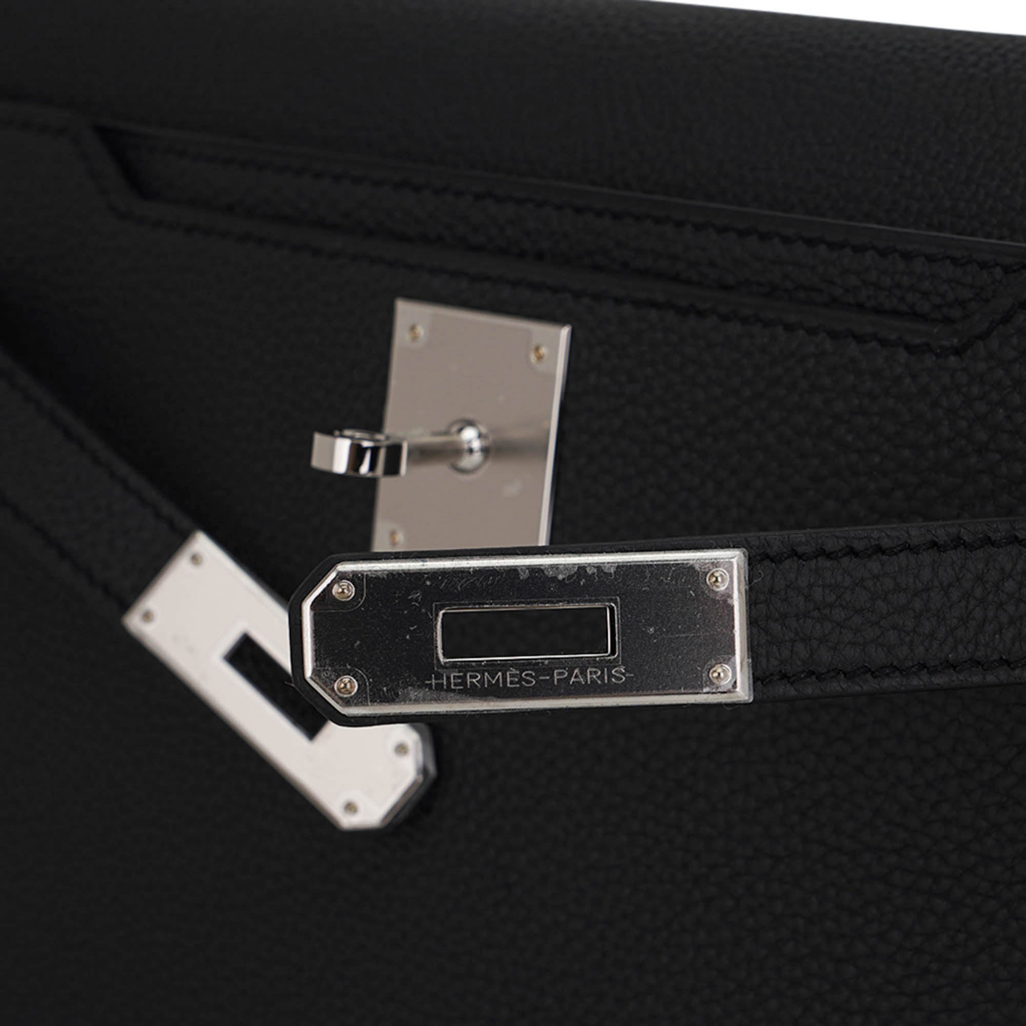 Kelly Depeches 25 Pouch Bag Black Galop D’Leather with Palladium Hardware