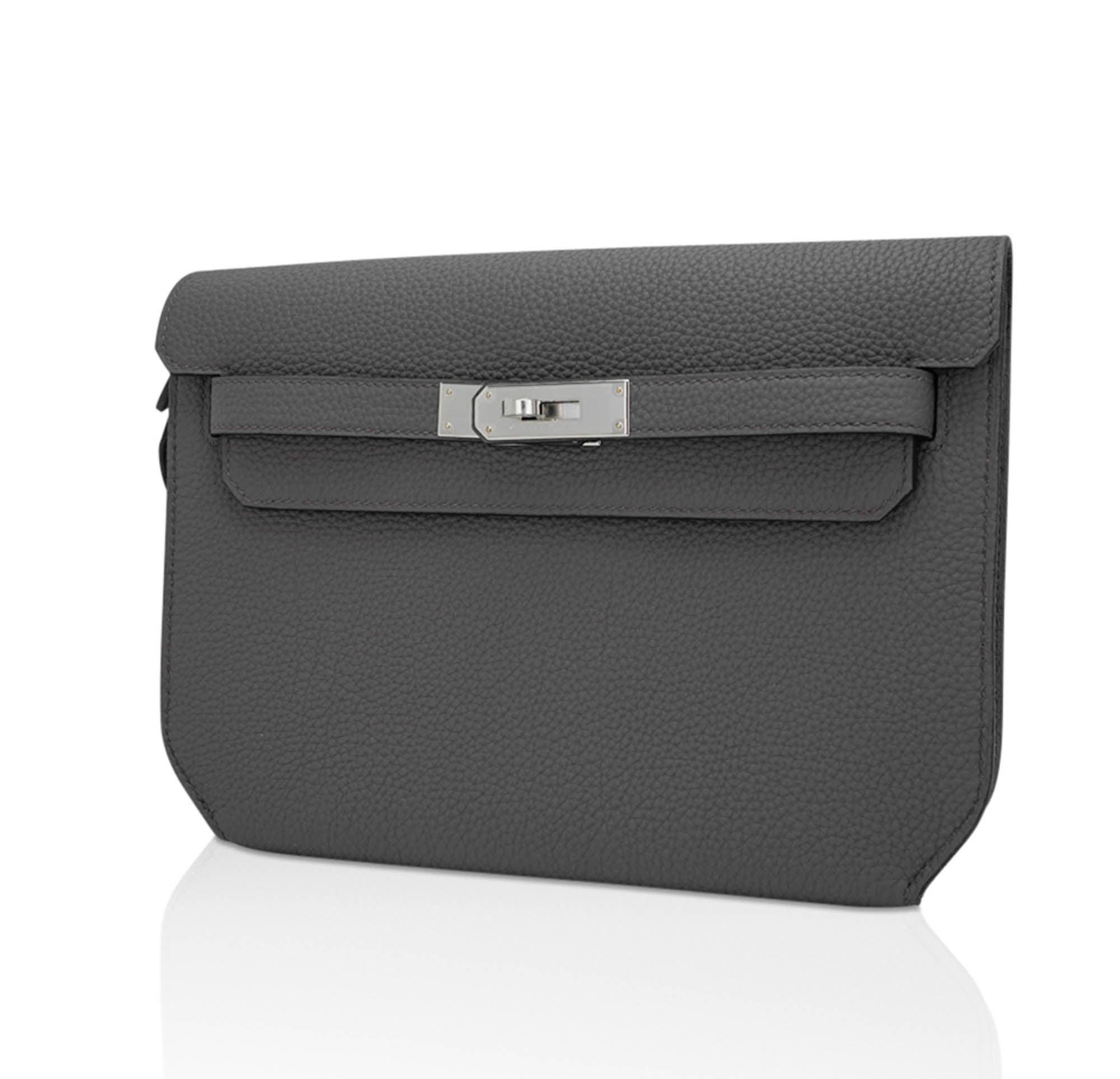 Kelly Depeches 25 Pouch Bag Etain Togo Leather with Palladium Hardware